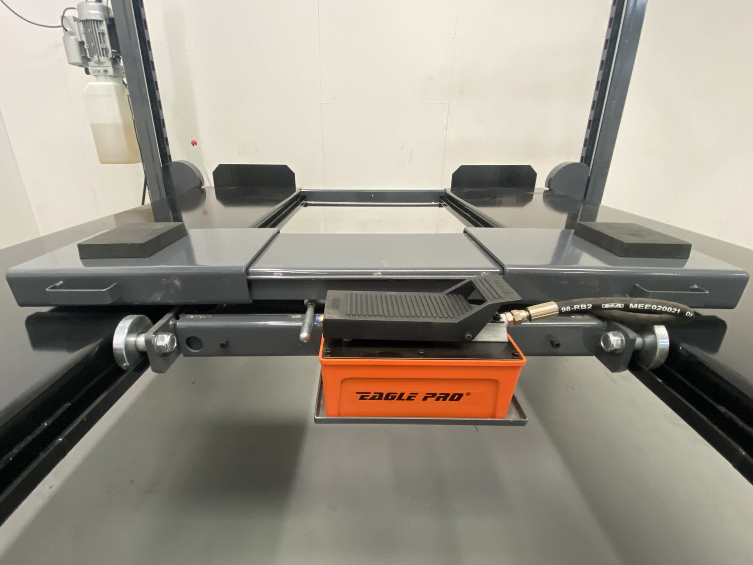 Jacking beam Basic line - Air hydraulic (JA1600J-AIR)