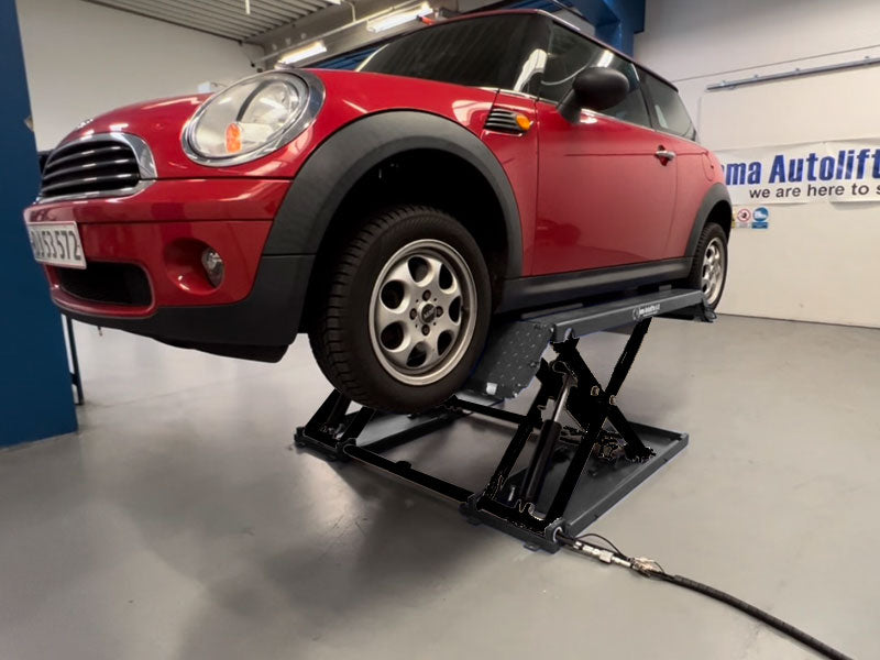 Scissor car lift - Mobile Service - 3000 kg. - Basic line (JA3000S)