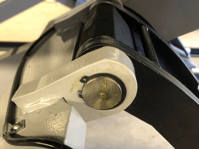 Scissor car lift - Runway - 5500 kg. - Euro line (JA9000S-E)