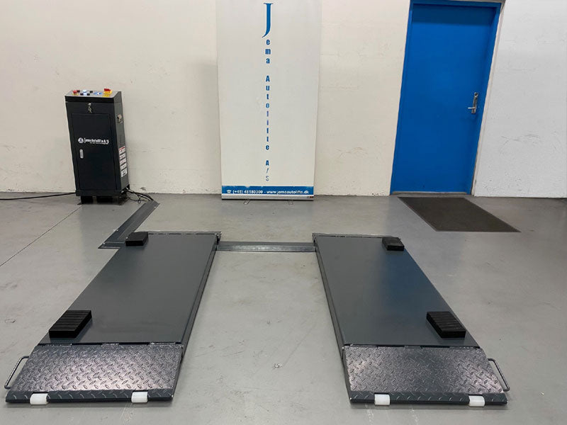 Scissor car lift - Low profile / Floor mounted - 3500 kg. - Euro line (JA3500S-E)